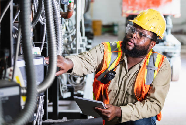 Best Emergency Electrical Repair  in Comstock Northwest, MI